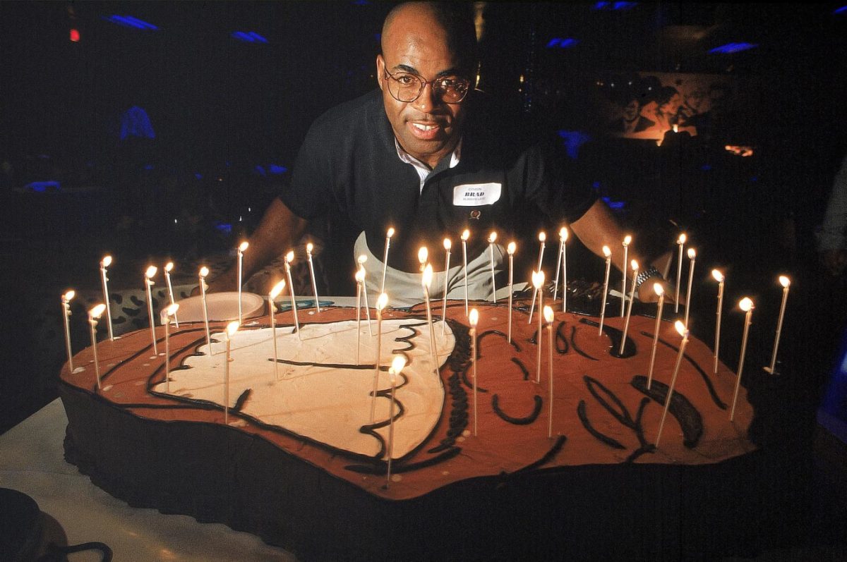 Sam-Mills-birthday-cake-005578439.jpg